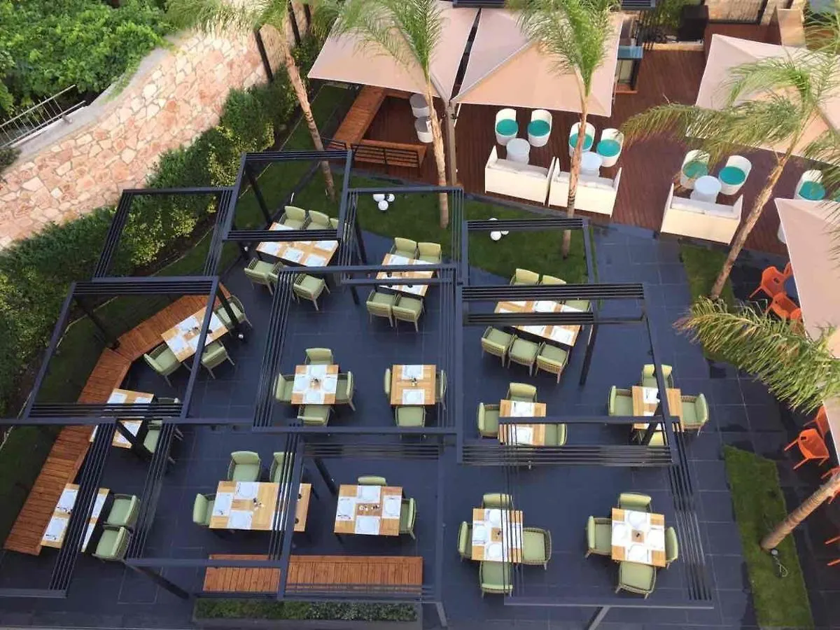 Andon Lapa Hotel & Spa Sarandë 4*,  Albanien