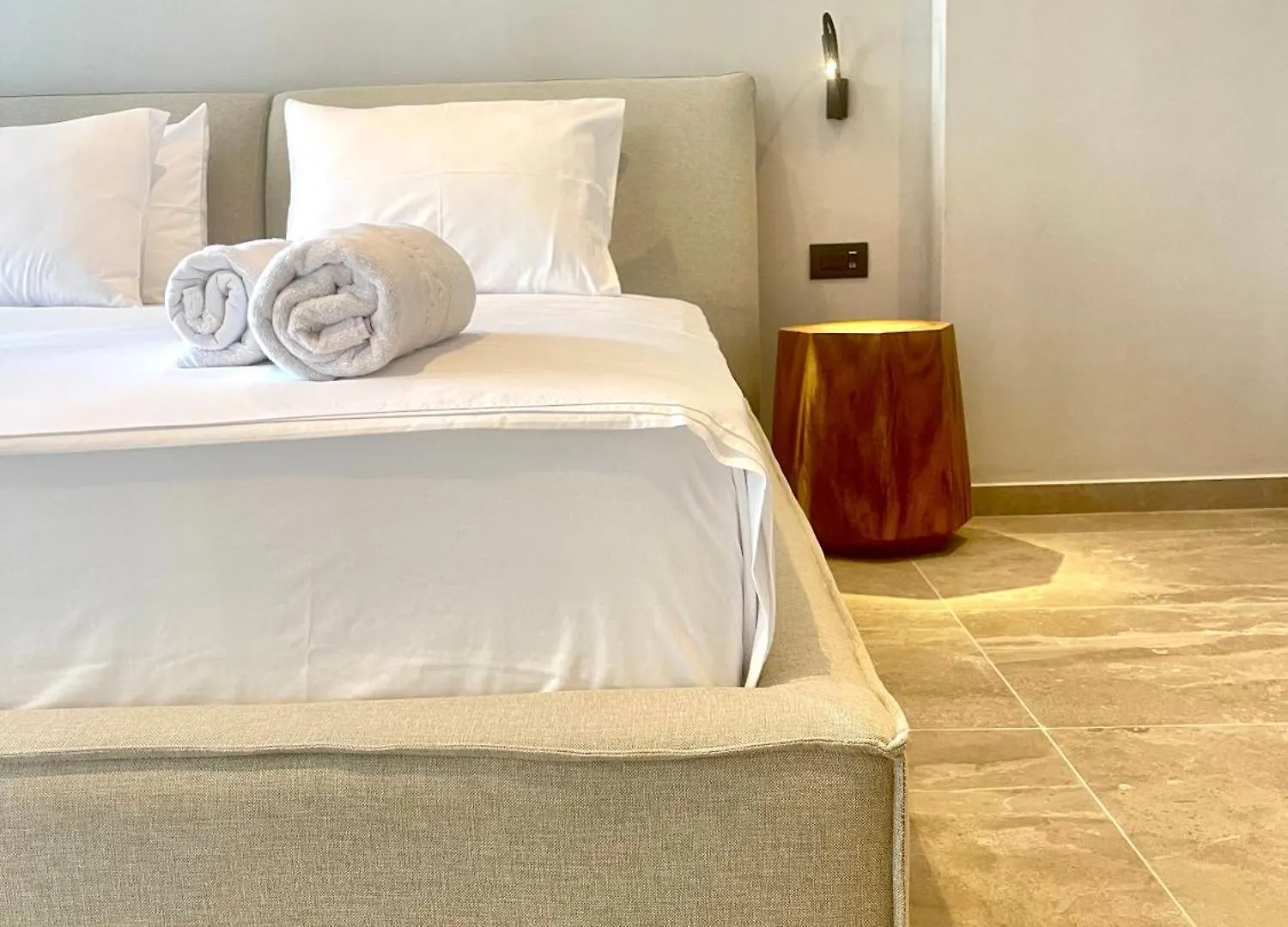Andon Lapa Hotel & Spa Sarandë 4*,