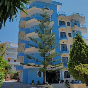 Blue Heaven *** Saranda
