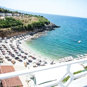 Hotel Heaven, Sarande