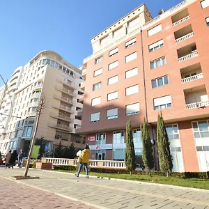 Hotell Oresti Center