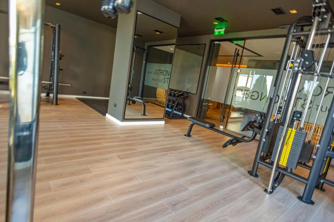 Andon Lapa Hotel & Spa Sarandë 4*,